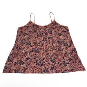 Torrid- Womens plus size tank top size 4x, P2P 23-24”